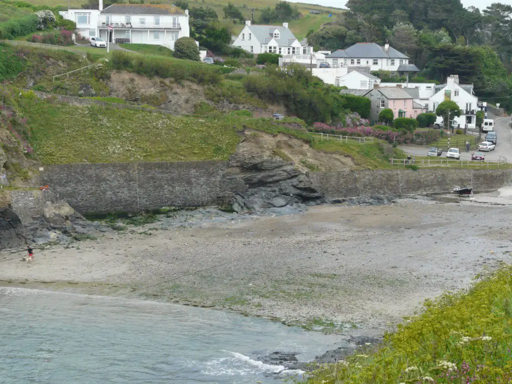 Port Gaverne, Best things to do near Port Isaac, Port Isaac beach