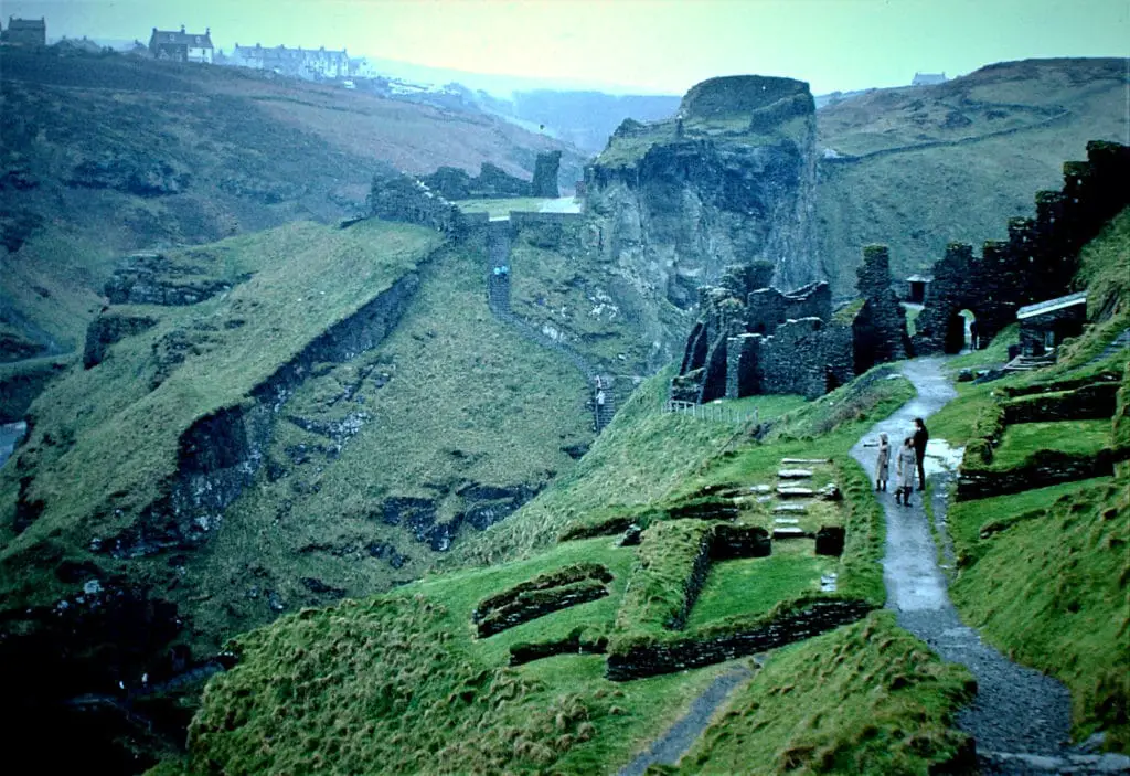 Tingagel Cornwall, things to do near Port Isaac, Tintagel castle