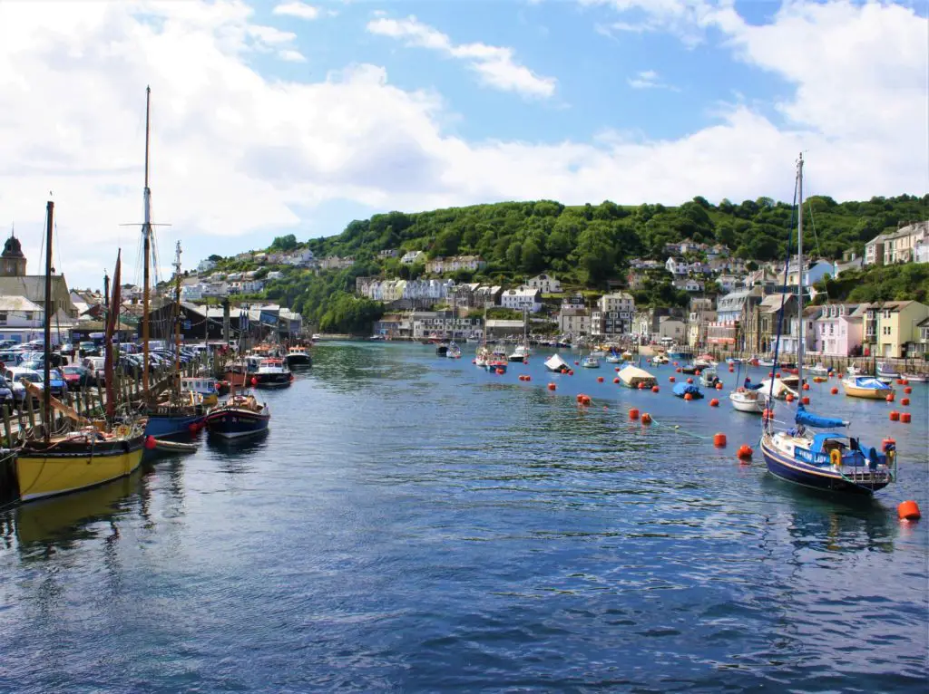 looe harboir, sea in looe, looe with kids